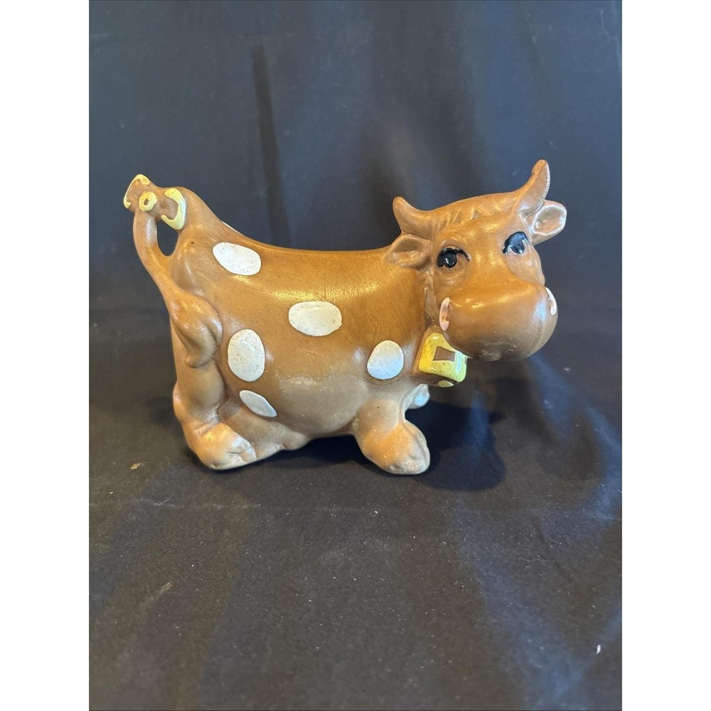 Twin Winton Brown Cow Pepper Shaker – 3 Hole Top – Vintage Ceramic Figurine